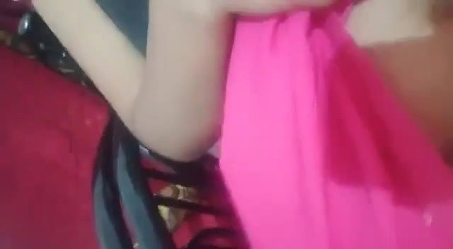 Unsatisfied mature bhabhi making video for lover