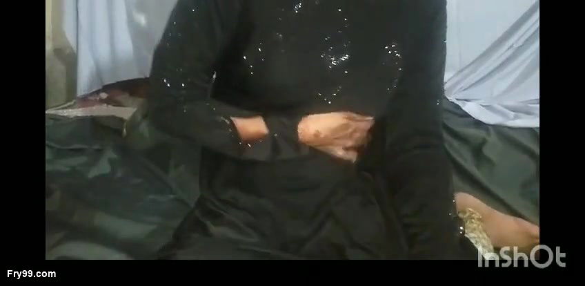 Lahori Islamic girl showing her beautiful boob’s