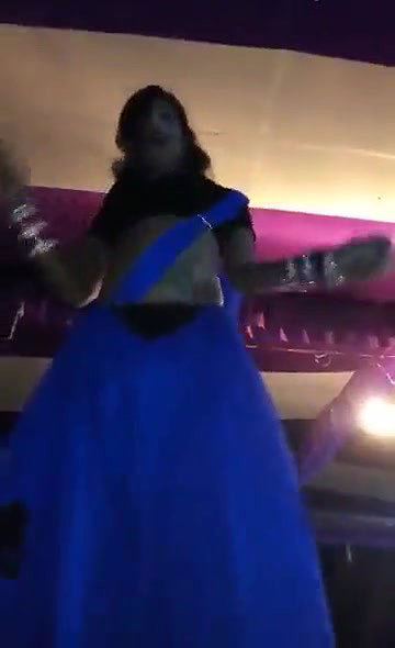 Bhojpuri vulgar dance