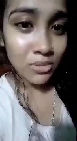 Cute Girl Showing For Lover With Banglatalk