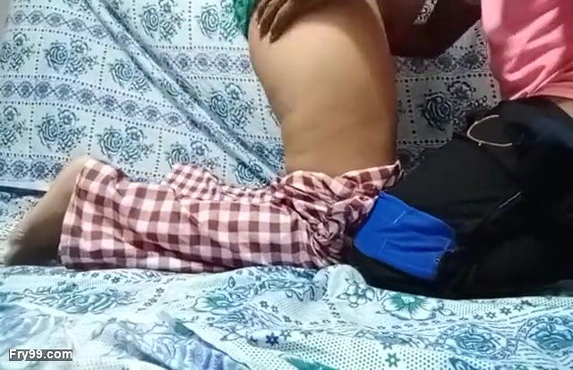 Indian dasi boy and girl sex in the jungle 2865