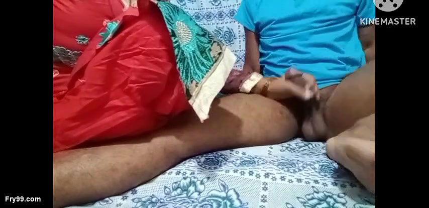 Indian dasi bahabi and dawer sex in the room 286