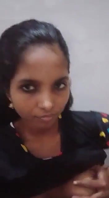 Andhra girl showing her small boobs on cam