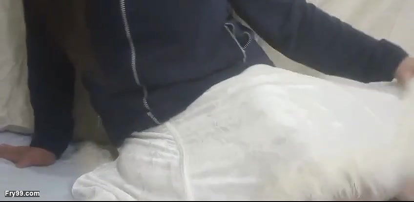 Hungry wife need someone by sehar