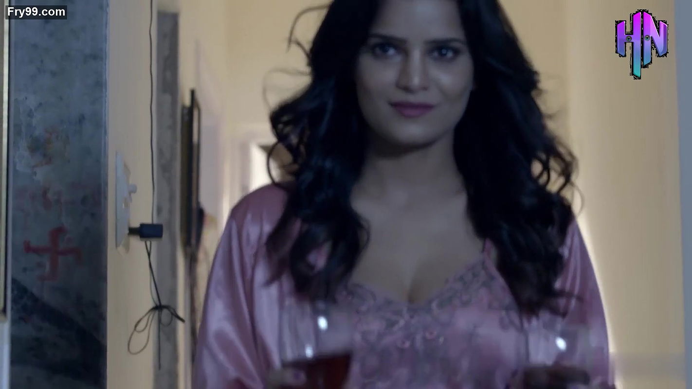 Life In City – 2022 – Hindi Hot Web Series – HottyNaughty