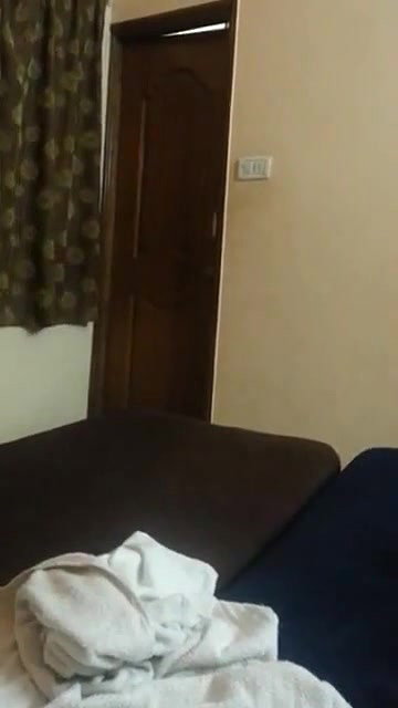 Girlfriend nude captured, while she talking on photo