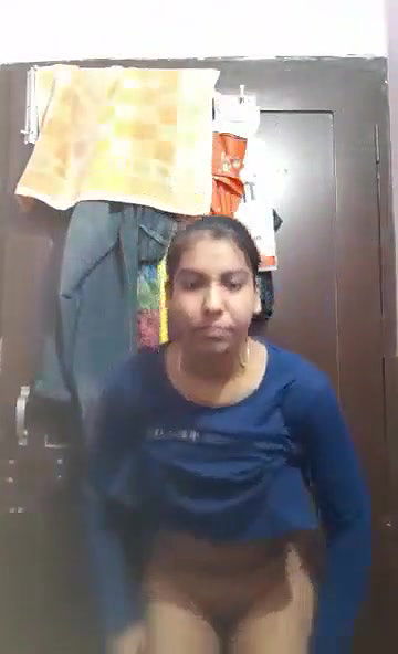 Desi Bhabhi Super Boobs Show