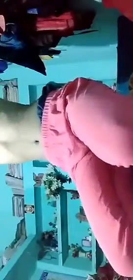 Desi Girl Showing