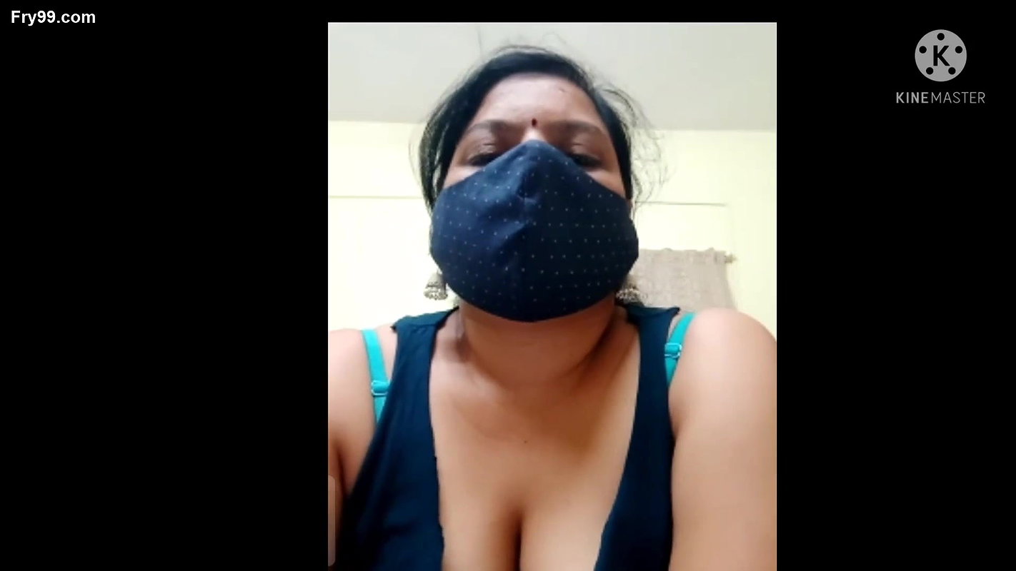 Desi Marathi aunty sex video call for her boyfriend