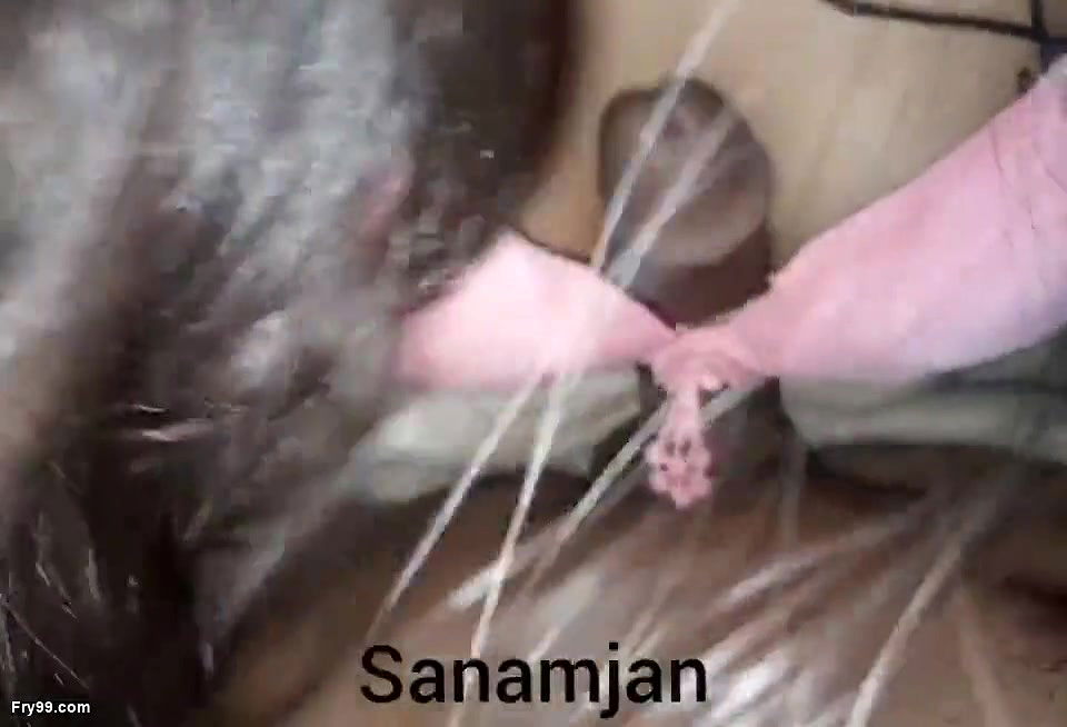 Desi bhabi sucking dever cock