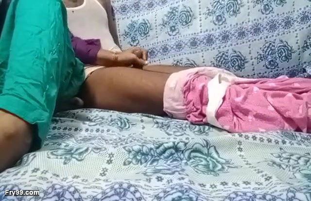 Dasi Indian bahbi sex with husband in the room 297