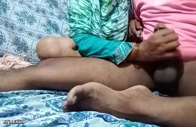 Dasi Indian bahbi sex with dawer in the room 1854