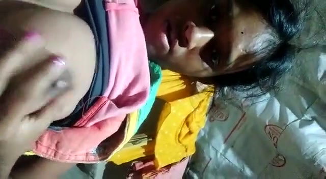 Village bhabhi Boobs Show