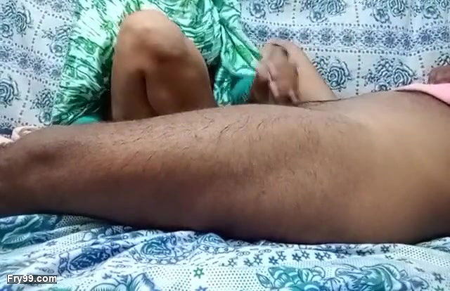 Bhai NY Sali ko choda us k room main 2755