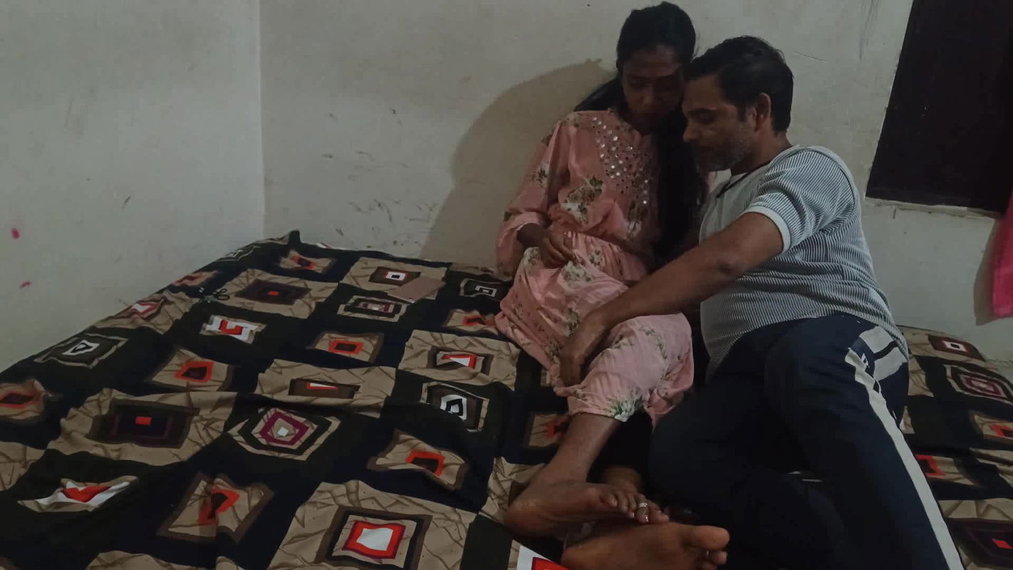 Mere husband ne muje pela