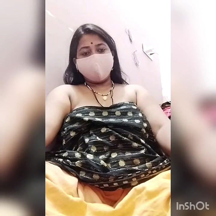 Vabi show her body saree boobs pussy vuda bangla