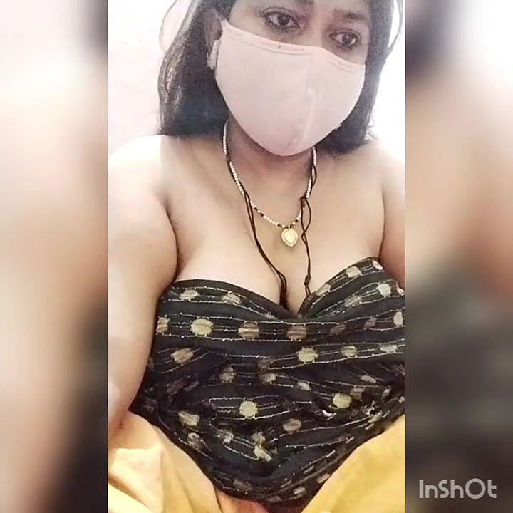 Vabi show her body saree boobs pussy vuda bangla
