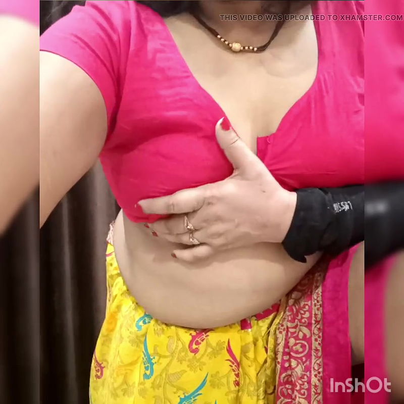 Hot Indian Girl Showing Boobs Capture By Hubby
