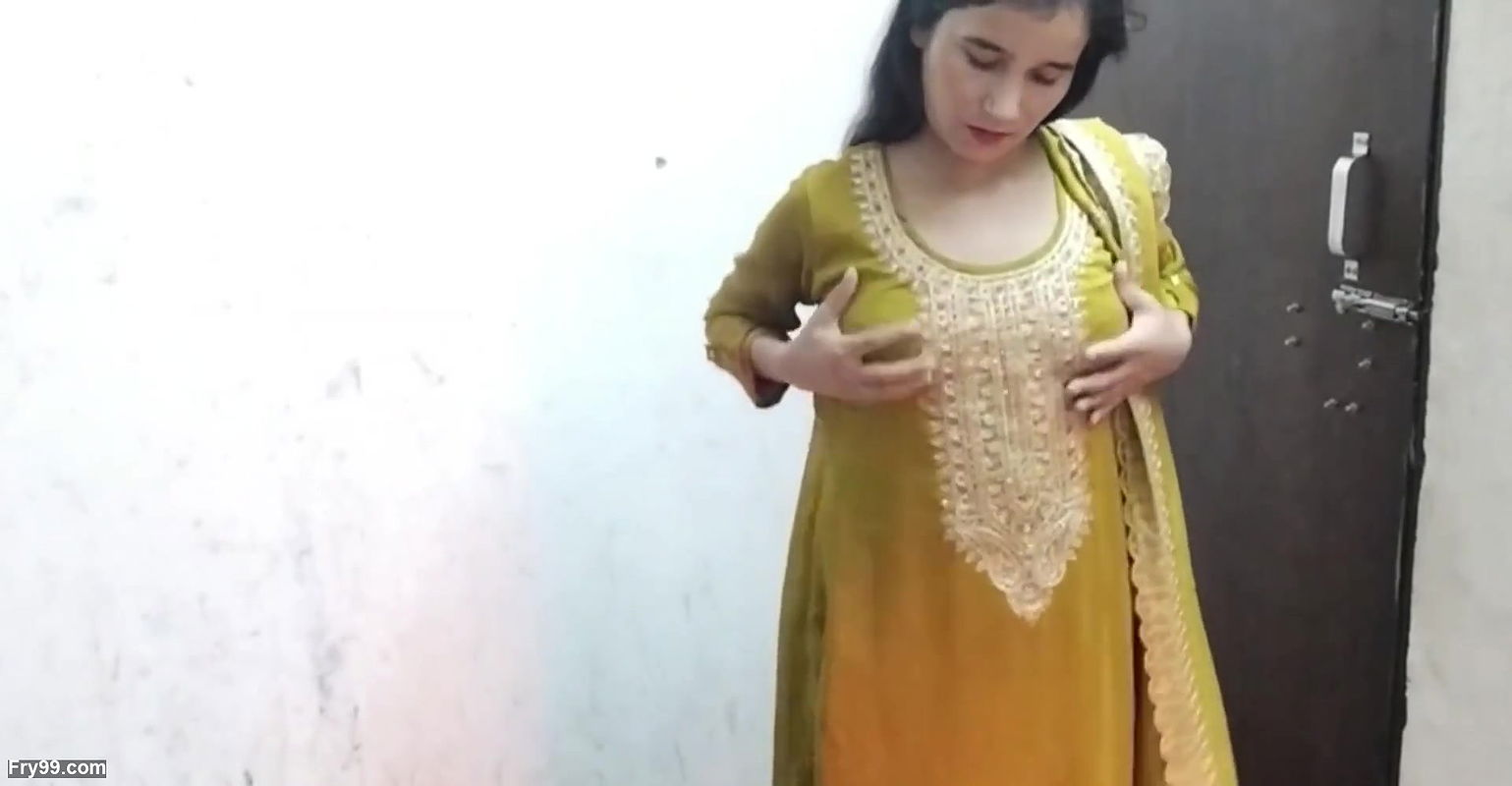 Abbu jaan ne akele dekh kar muze choda