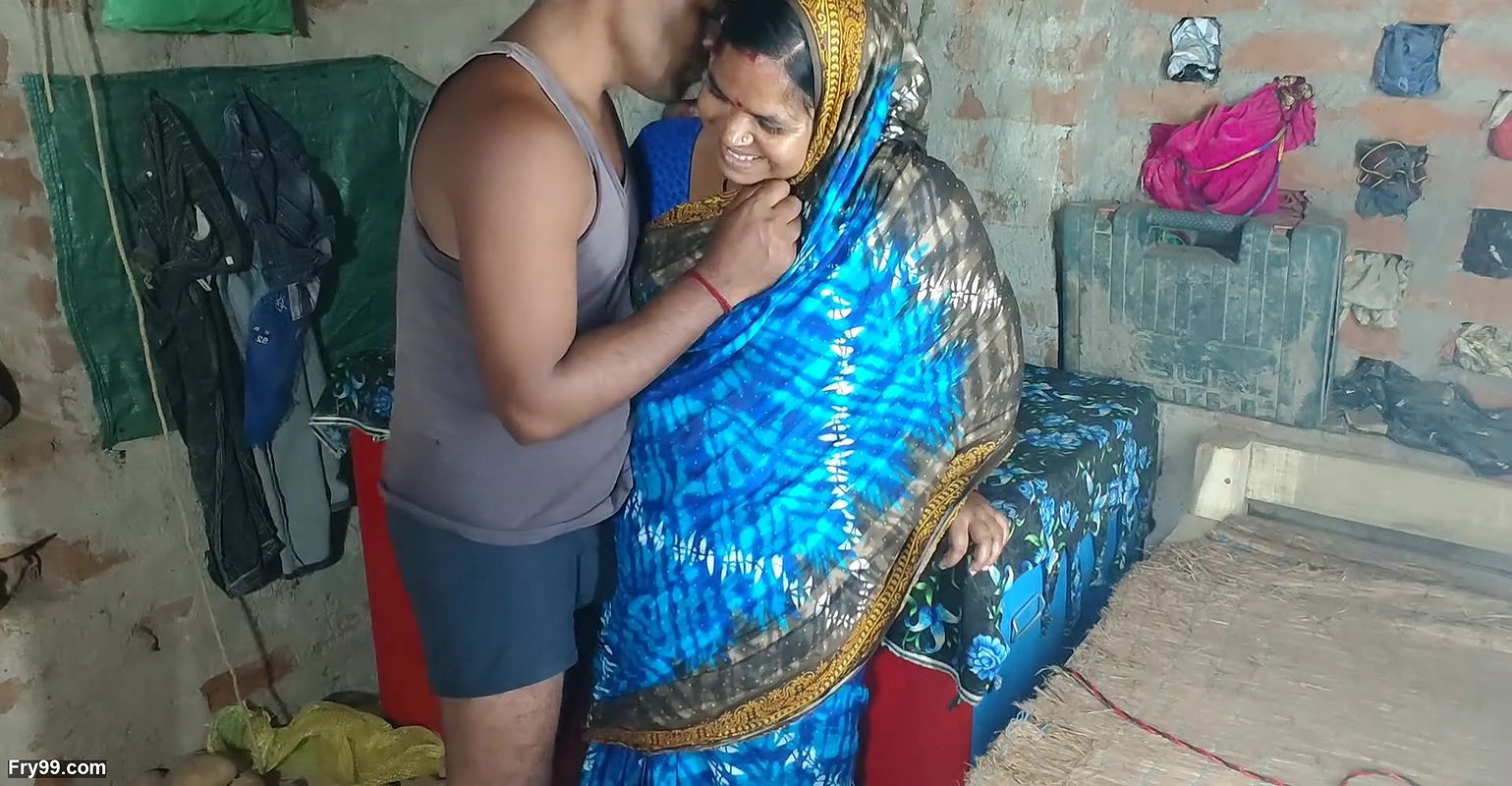 The son-in-law stripped and fucked the younger mother-in-law