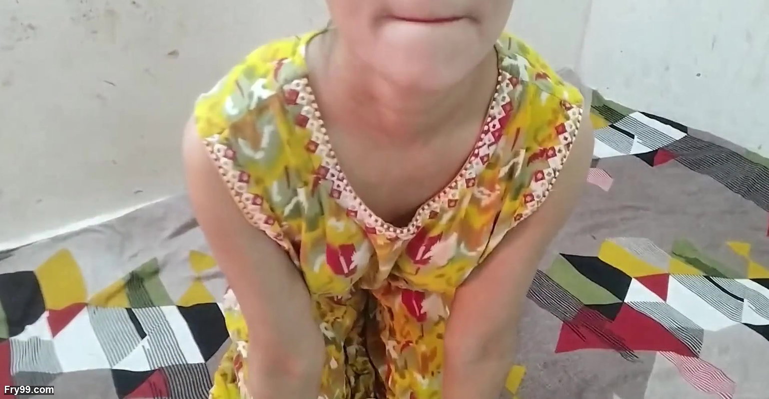 Step sister ko akele dekh kar pel diya