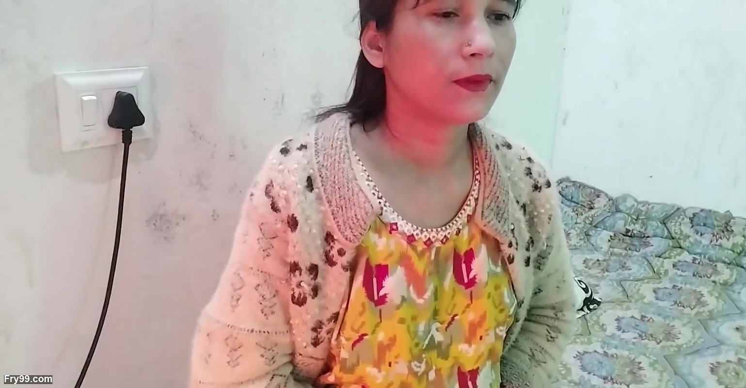 Muslim girl ko ghar jabar dasti pela