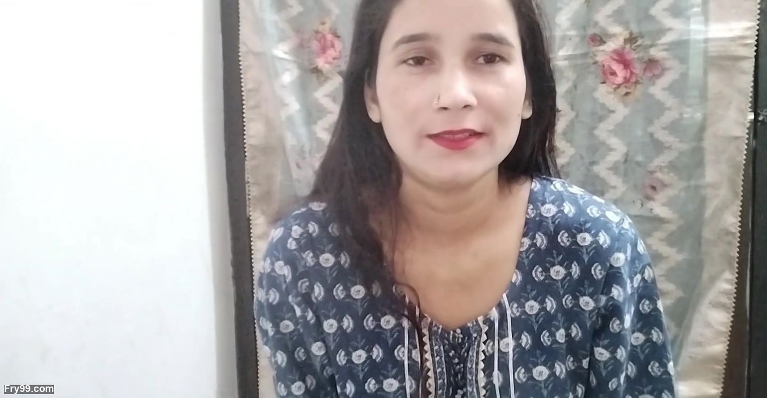 Cute step sister ko pelne ke chakkar me rah gya