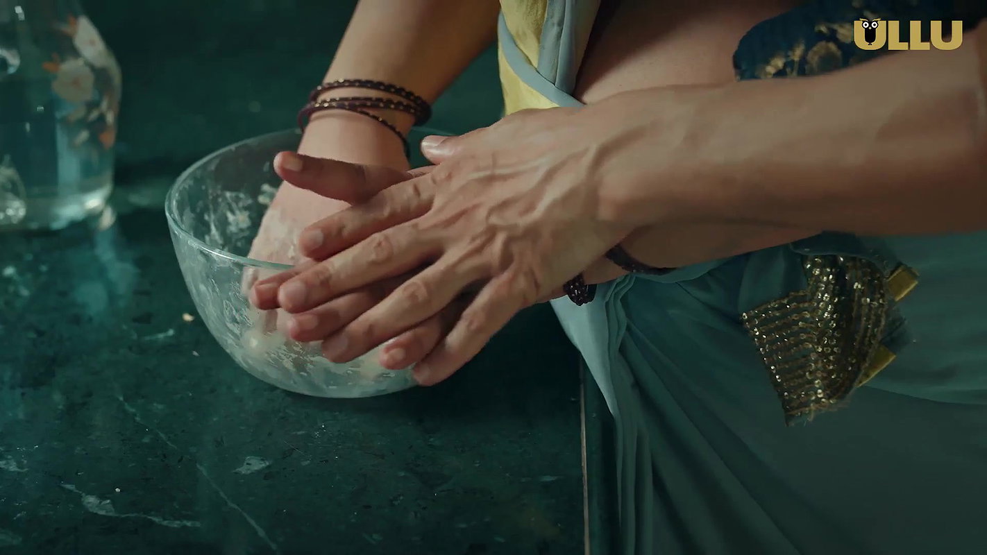 Kundi Mat Khadkao Raja S01E01 2025 Hindi Ullu-1080p