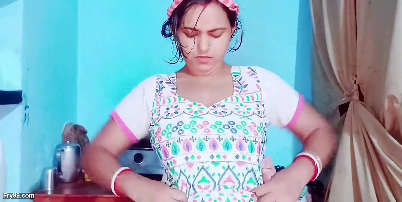 my roommate me hard in missionary then pull my hair while in while works