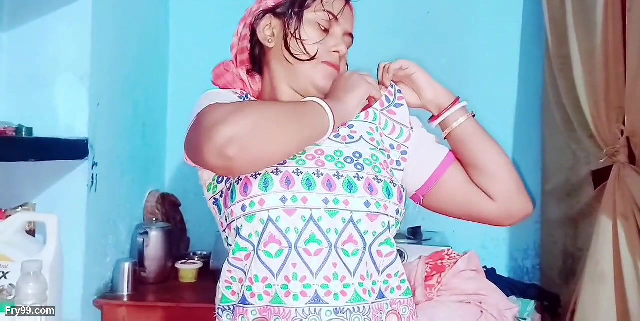 my roommate me hard in missionary then pull my hair while in while works