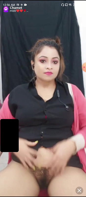 misti Showing Boobs & Fingering Hairy Pussy on Chamet Live with FACE