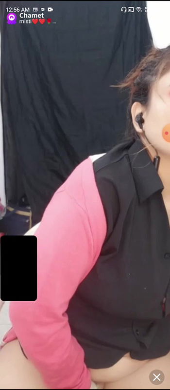 misti Showing Boobs & Fingering Hairy Pussy on Chamet Live with FACE