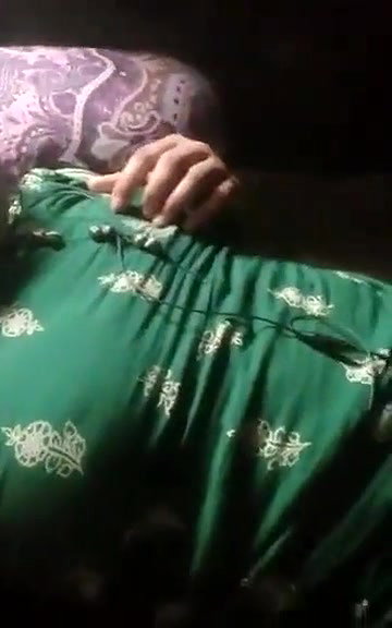 Shows her Boobs and Fucked