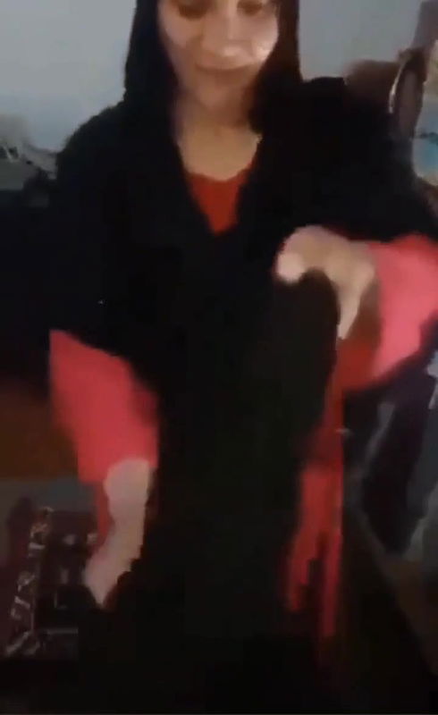 Pathan Wife Showing Ass and Pussy