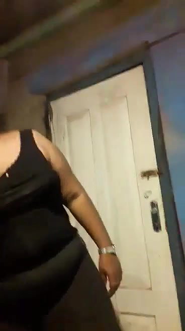 Desi Chubby Girl Nude Captured By Lover