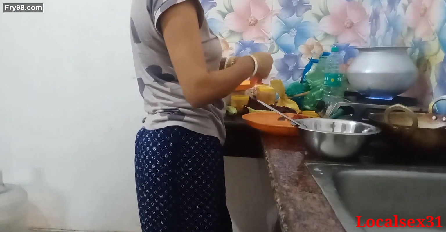 Local Bhabi Sex In Dining Room