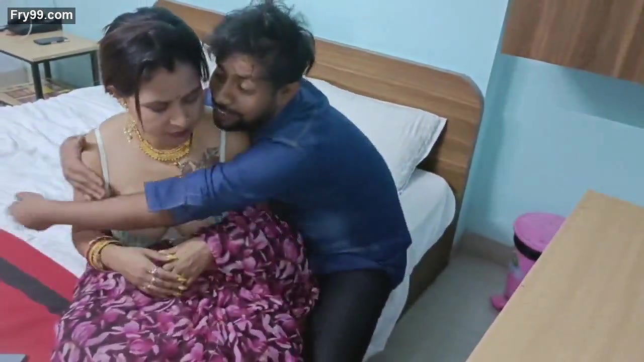 Duet Performance -Tina Nandi UNCUT