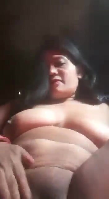 Unsatisfied bhabhi