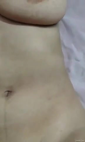 Penis Penetration of Shy Girl in Oyo – “Are Abhi gaya hi ni hai”