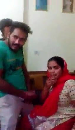 Mature Randi group blowjob happily