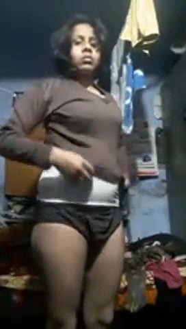 Desi Girl Nude Selfie For BF