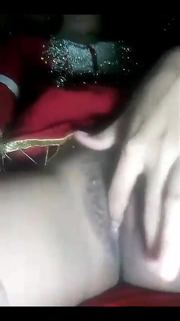 Village girl fingering her virgin pussy hole