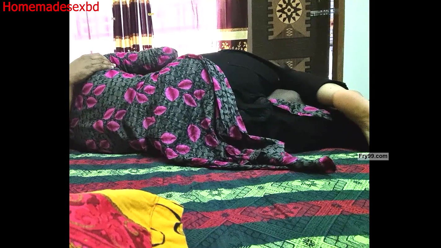 Desi beautiful assistant is having sex with her office boss