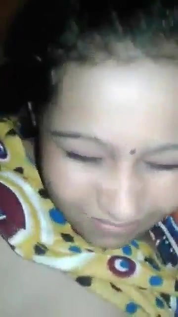 Cute bhabhi shaved pussy fucking