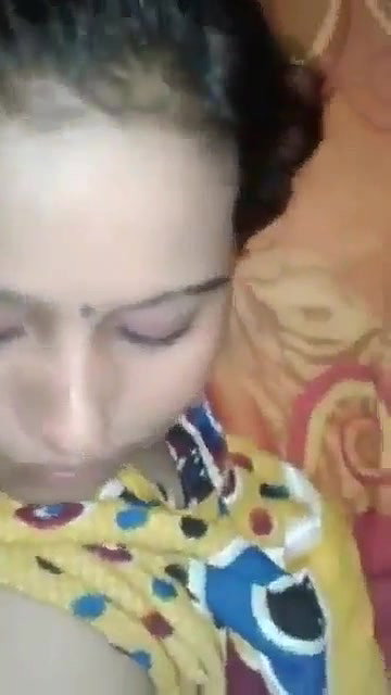 Cute bhabhi shaved pussy fucking