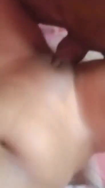 Milf bhabhi deep navel seduce