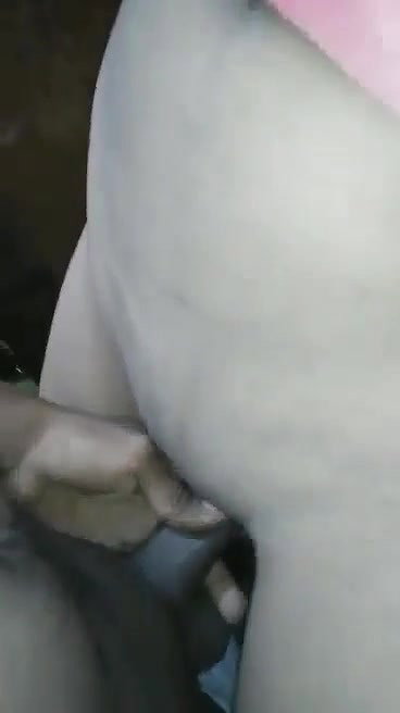 Mouparna Girl Sex With BF In Toilet