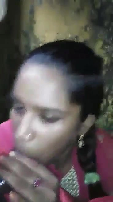 Mouparna Girl Sex With BF In Toilet