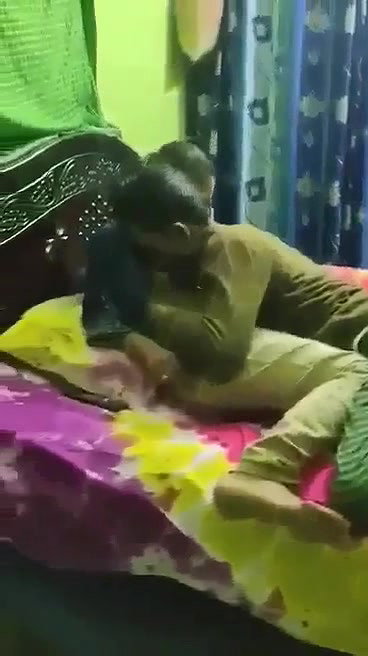 Desi Young Girl Fucking