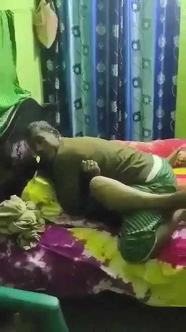 Desi Young Girl Fucking